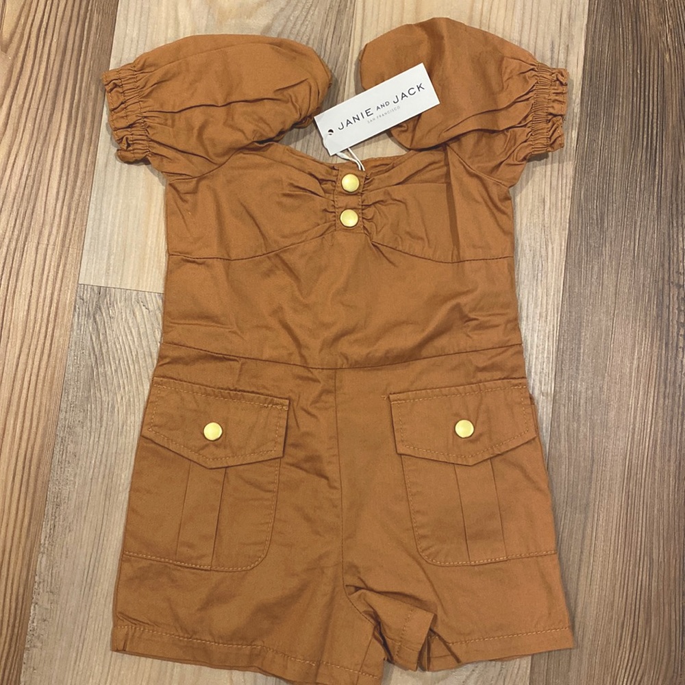 Janie and Jack PUFF SLEEVE PATCH POCKET ROMPER